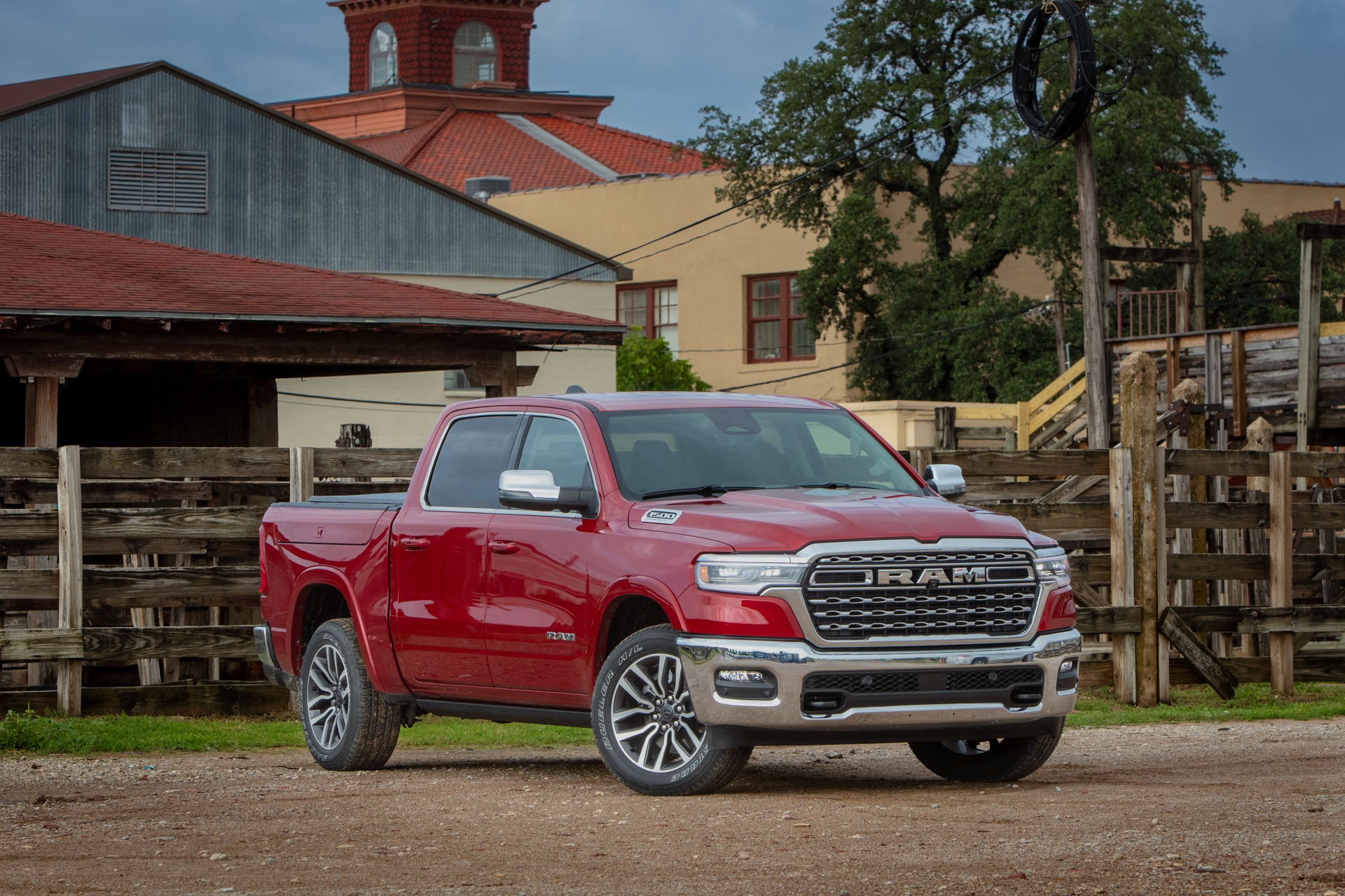2025 Ram 1500, front three-quarter view.